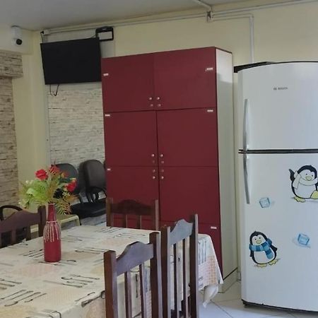 Hostel Em Brusque - Para Quem Busca Economia - Otima Localizacao 外观 照片